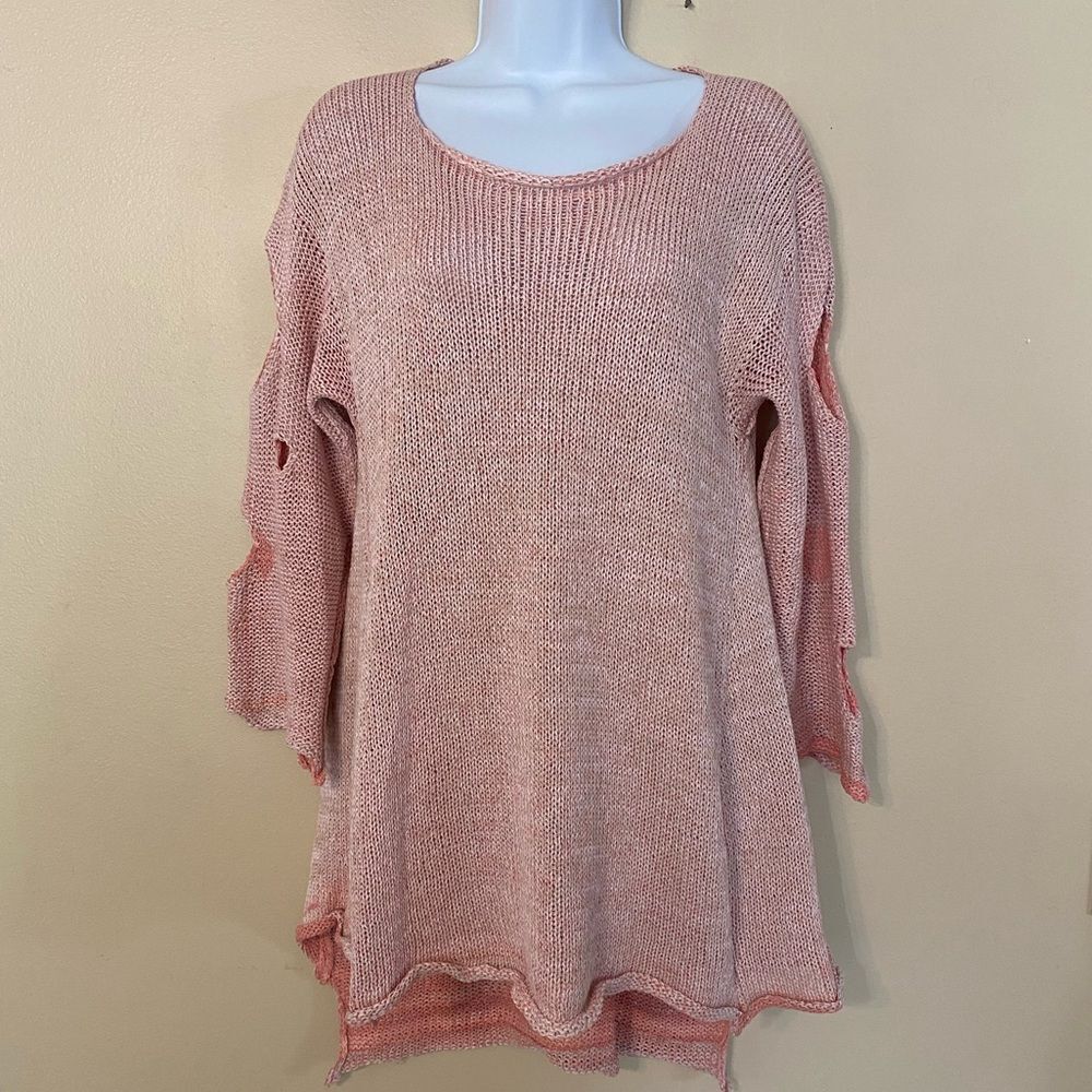 Sweater 3/4 length sleeve cut out sleeves